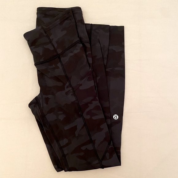 Lululemon | Fast and Free Tight 25” Camo - Picture 4 of 5
